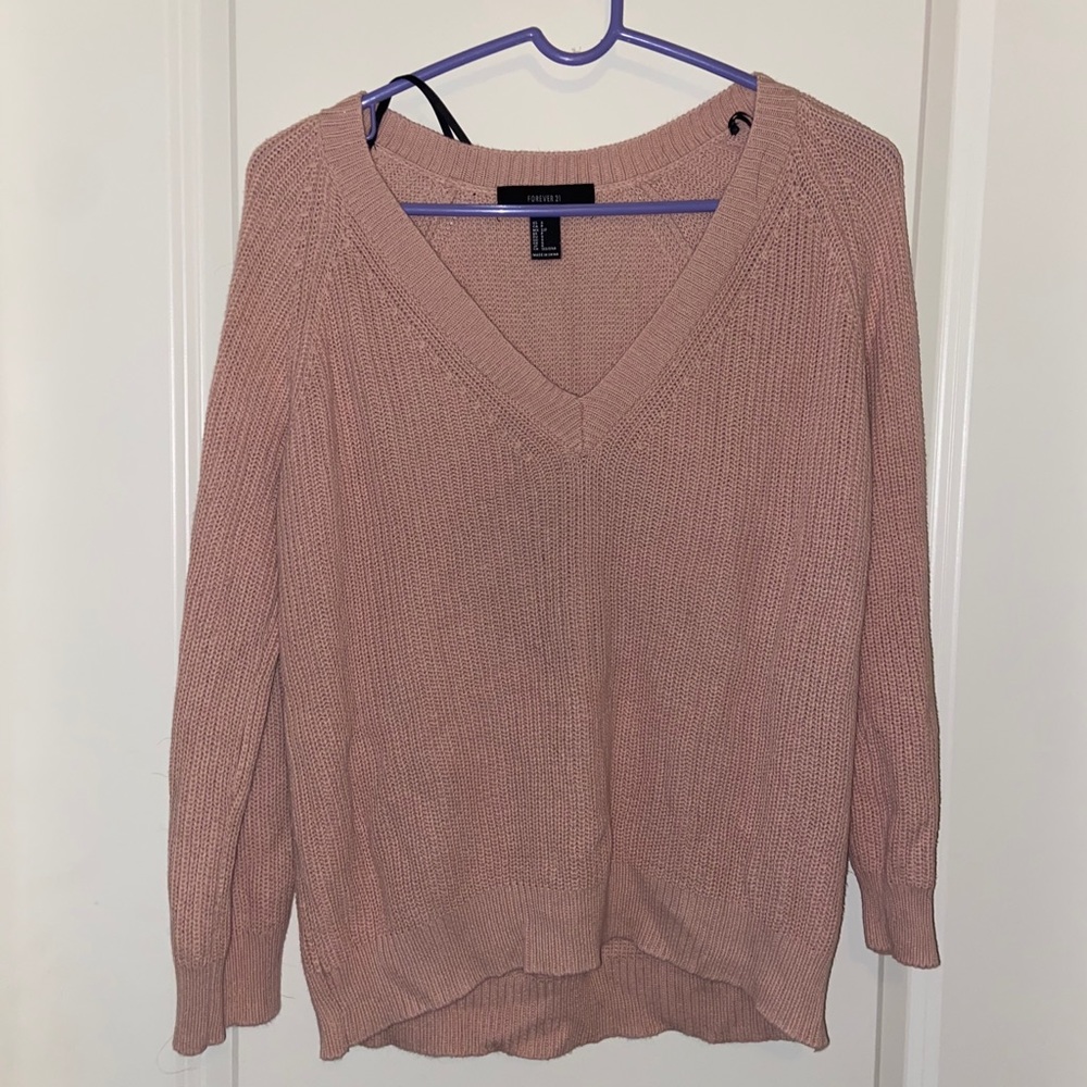 Mauve v-neck sweater